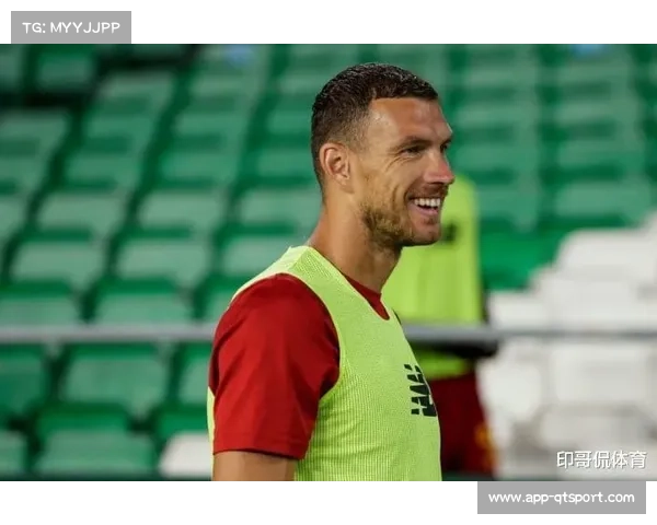 巴黎FC欲签下39岁波黑中锋哲科，以提升球队经验水平